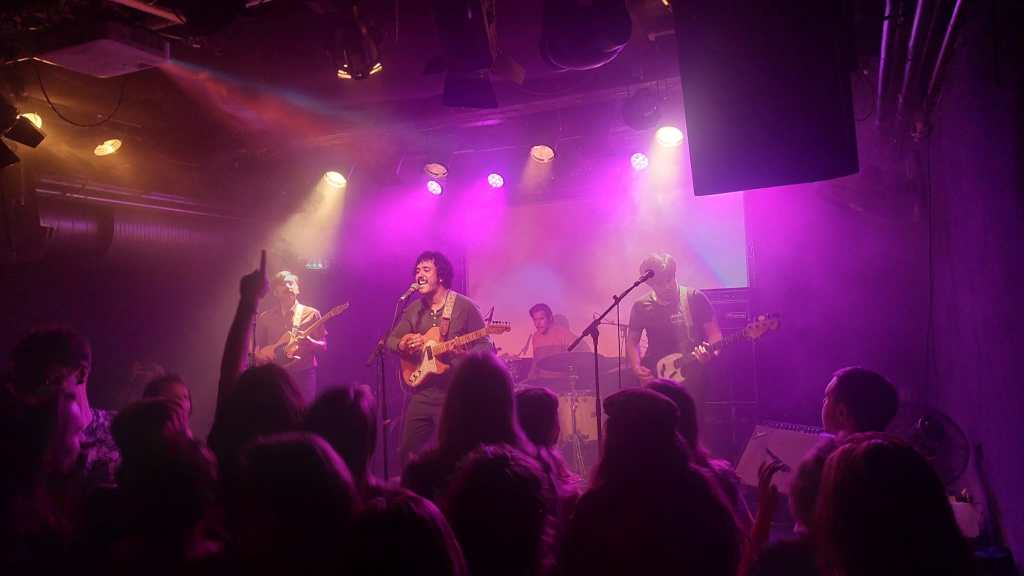 Concert: Hypnotiserend Levitation Room zet dB’s op&nbsp;stelten