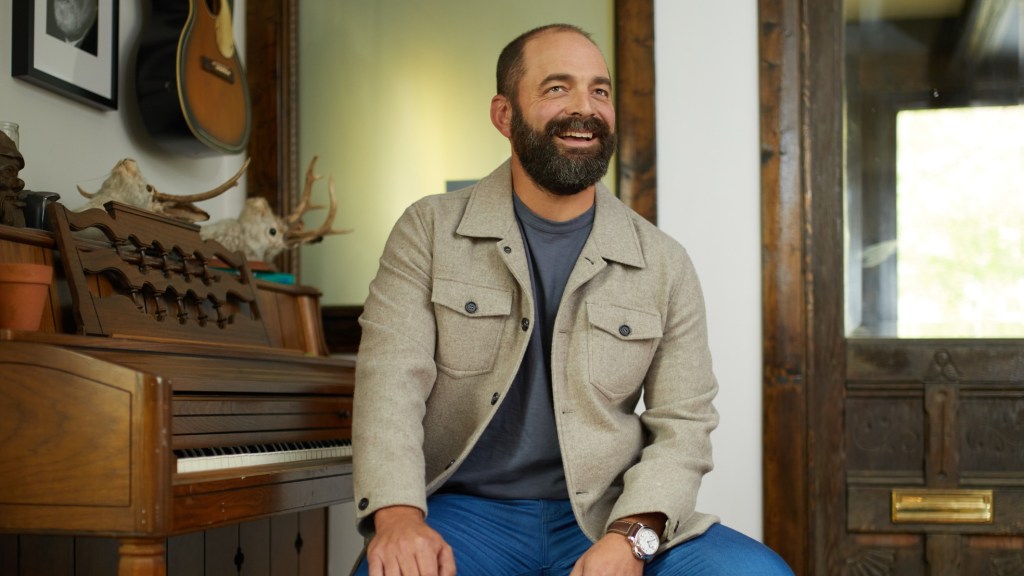 Roots | Drew Holcomb: ‘Ik werd die avond op een nieuwe manier verliefd op&nbsp;muziek’